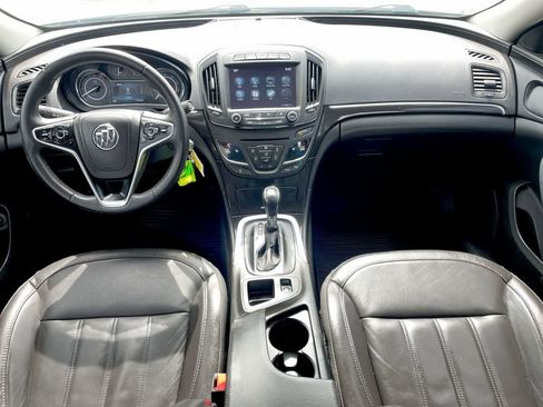 Used 2017 Buick Regal Sport Touring FWD image 21