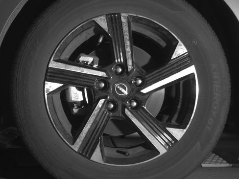 Used 2025 Nissan Sentra SV FWD image 9