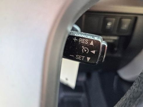 Used 2016 Toyota Tundra SR5 image 31