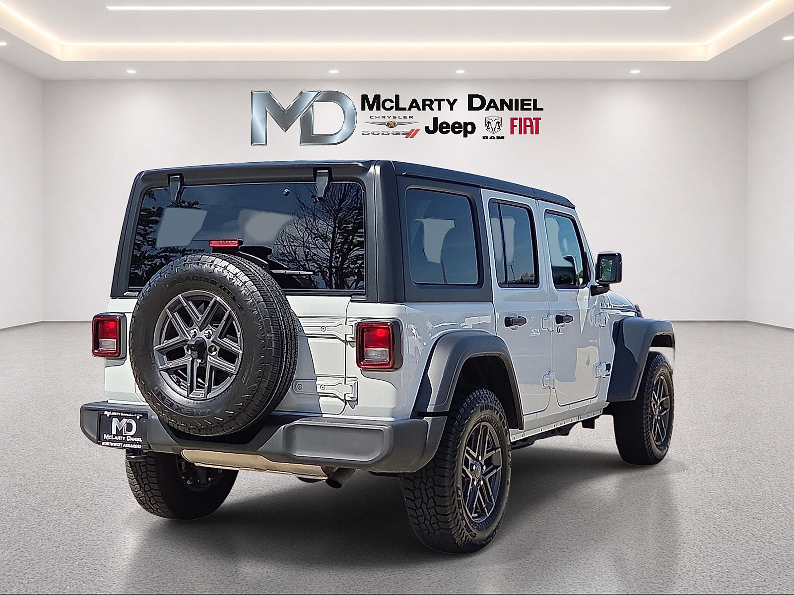Used 2024 Jeep Wrangler Unlimited Sport AWD/4WD image 5