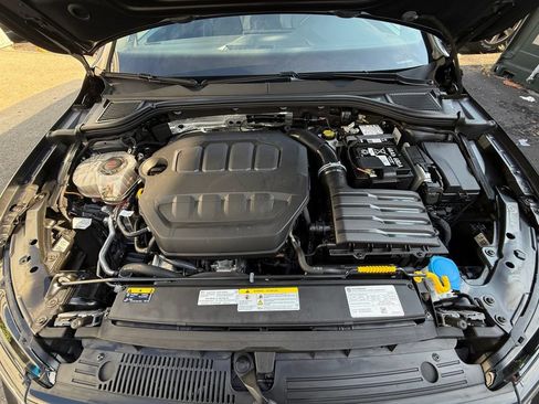 Used 2024 Volkswagen GTI SE w/ SE Leather Seats Package FWD image 27