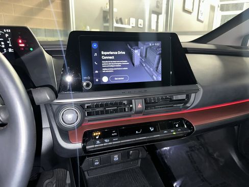 Used 2024 Toyota Prius Prime image 18