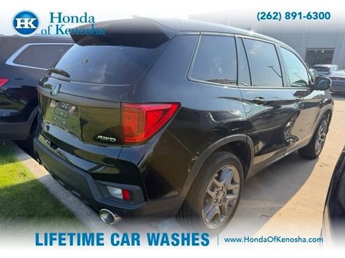 Used 2023 Honda Passport EX-L image 2