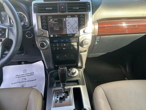 Used 2021 Toyota 4Runner Limited AWD/4WD image 17