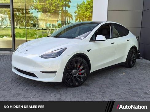 Used 2022 Tesla Model Y Performance AWD/4WD image 1