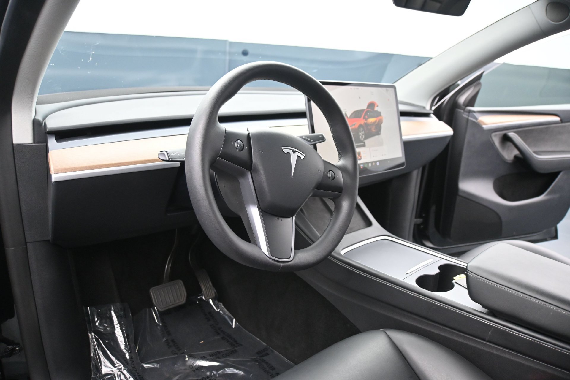 Used 2023 Tesla Model Y Long Range AWD/4WD image 22