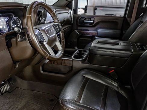 Used 2022 GMC Sierra 2500 Denali AWD/4WD image 15
