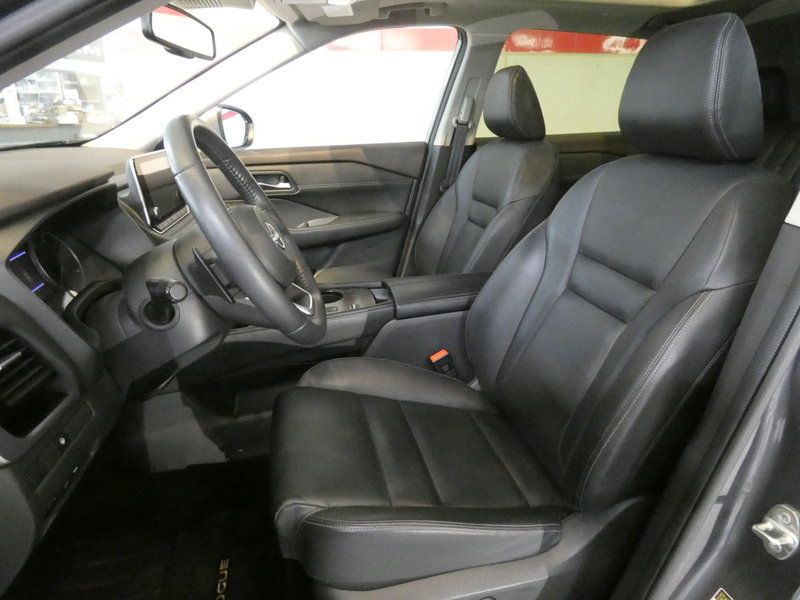 Used 2023 Nissan Rogue SL FWD image 17