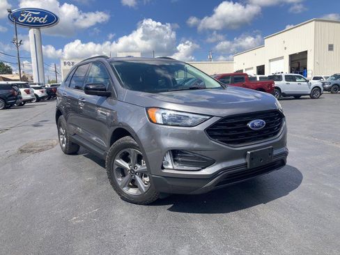 Used 2024 Ford Edge SEL w/ Sport Appearance Package AWD/4WD image 1