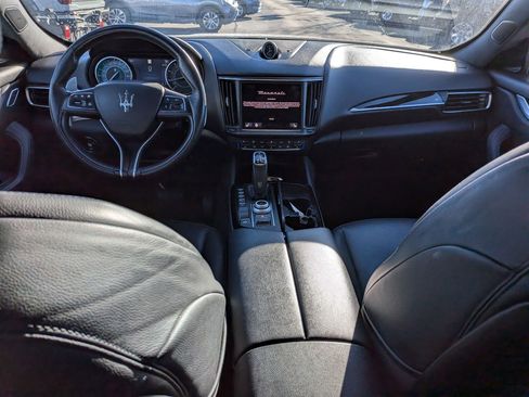 Used 2023 Maserati Levante Modena image 28