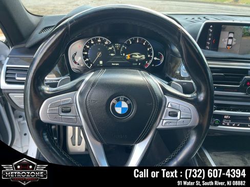 Used 2019 BMW 750i RWD image 28