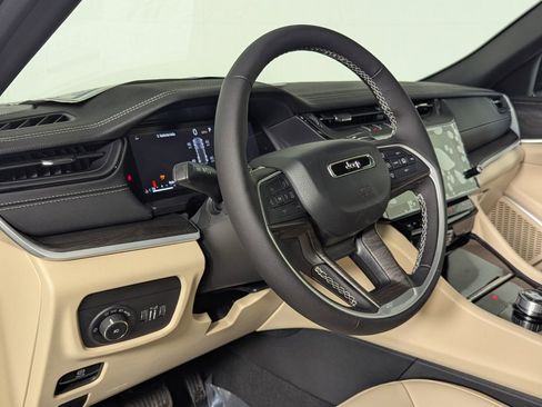 New 2026 Jeep Grand Cherokee Limited w/ Limited Altitude Package RWD image 13