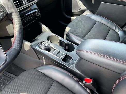 Used 2023 Ford Escape ST-Line w/ Tech Pack #1 AWD/4WD image 17