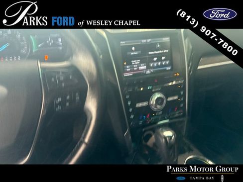 Used 2016 Ford Explorer Limited w/ Equipment Group 301A FWD image 6