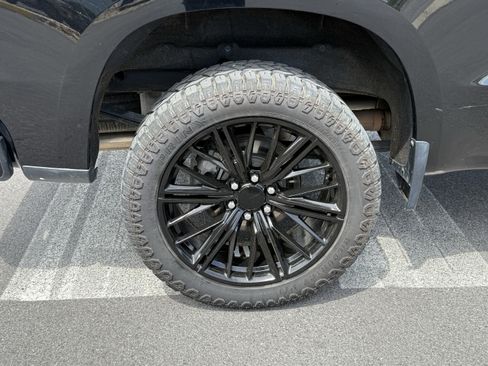 Used 2021 Chevrolet Silverado 1500 LT Trail Boss image 11