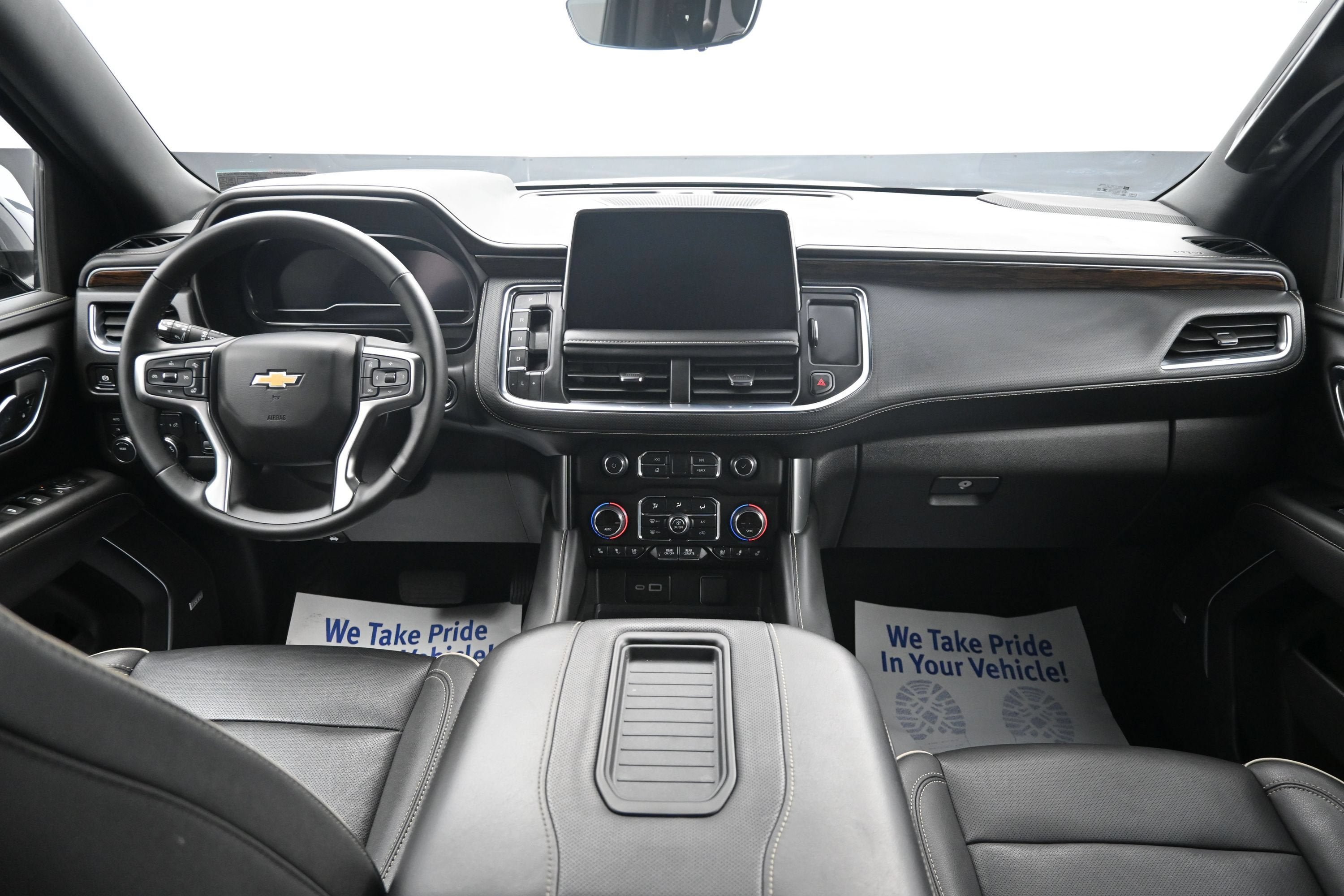 Used 2024 Chevrolet Tahoe Premier w/ Premium Package AWD/4WD image 23