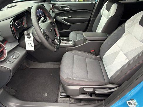 New 2026 Chevrolet Trax RS FWD image 16