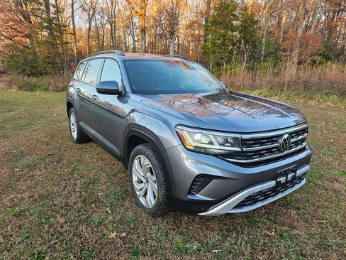 Used 2021 Volkswagen Atlas SE image 1