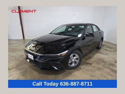 Used 2025 Hyundai Elantra SE
