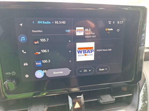 Used 2026 Toyota Corolla LE FWD image 24