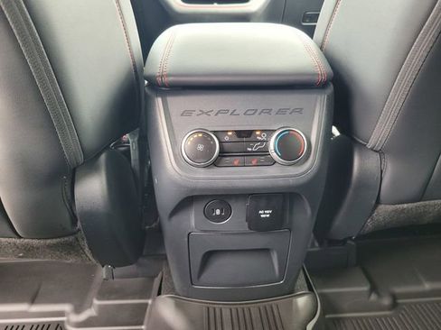 Certified 2025 Ford Explorer ST image 15