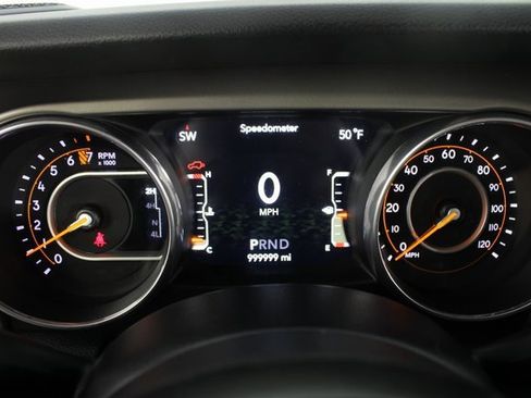 Used 2018 Jeep Wrangler Unlimited Sport S image 11