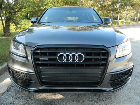 Used 2016 Audi Q5 3.0T Premium Plus w/ Technology Package AWD/4WD image 2