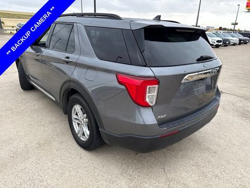 Used 2022 Ford Explorer XLT RWD image 8