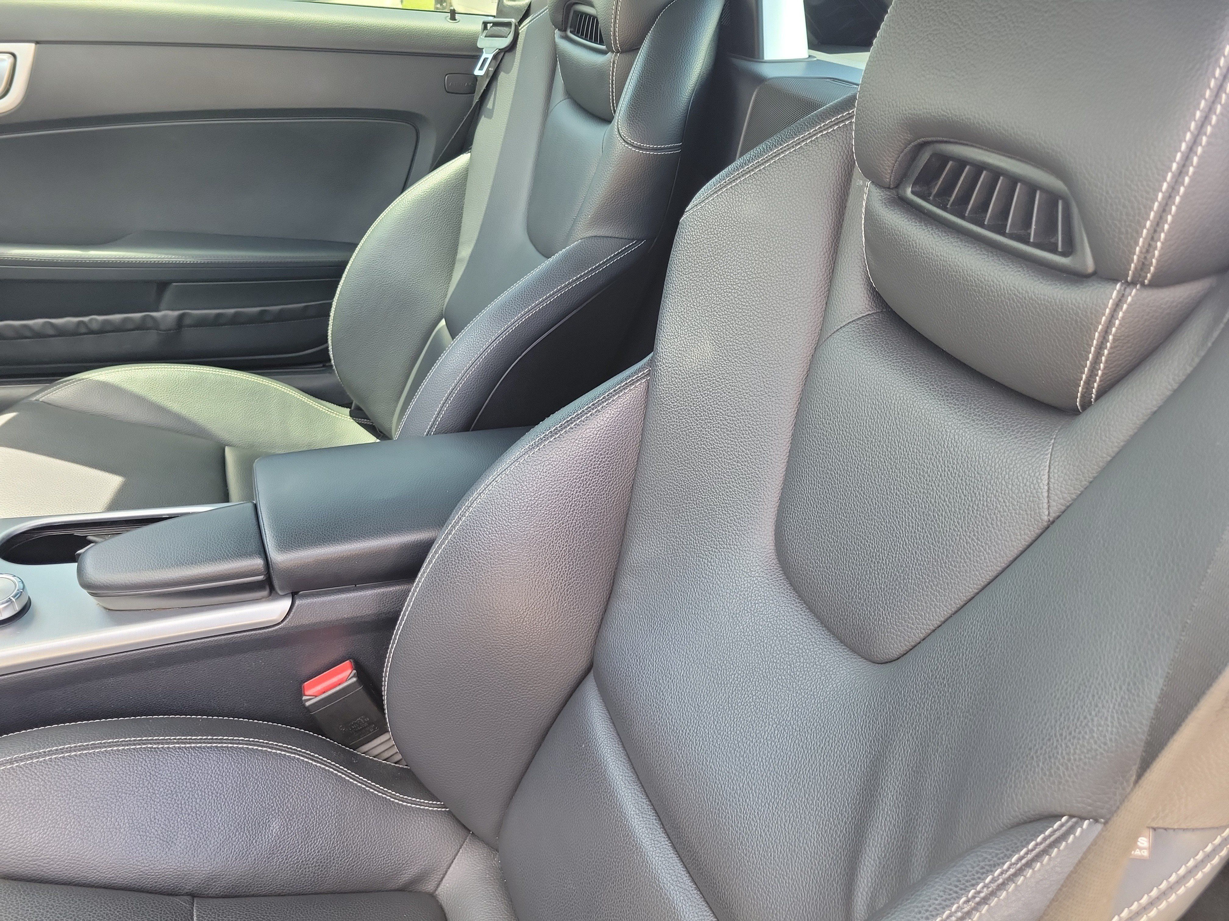 Used 2013 Mercedes-Benz SLK 250 image 12
