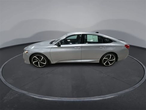 Used 2022 Honda Accord Sport image 5