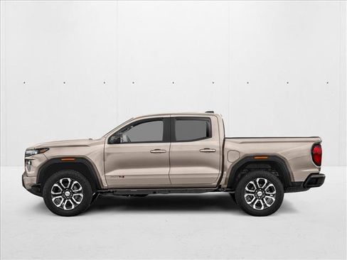 New 2026 GMC Canyon AT4 image 3