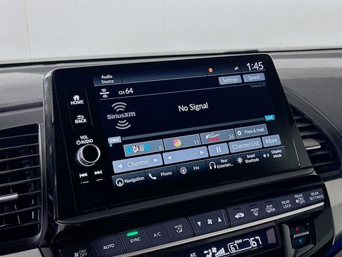 Used 2025 Honda Odyssey Touring image 32