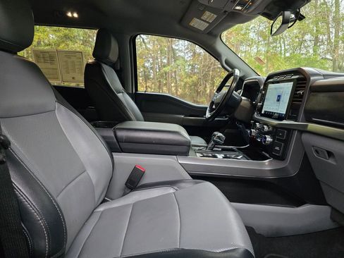 Used 2023 Ford F150 Lariat w/ Trailer Tow Package image 71