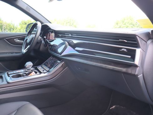 Used 2023 Audi Q8 Premium Plus AWD/4WD image 19