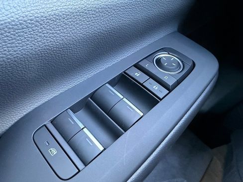 New 2026 Toyota Prius XLE image 13