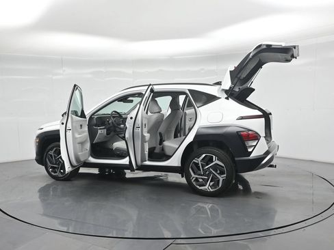 Used 2026 Hyundai Kona SEL Premium AWD/4WD image 35