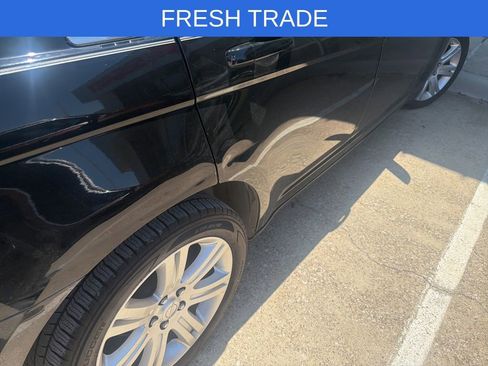 Used 2013 Chrysler 200 Touring FWD image 10
