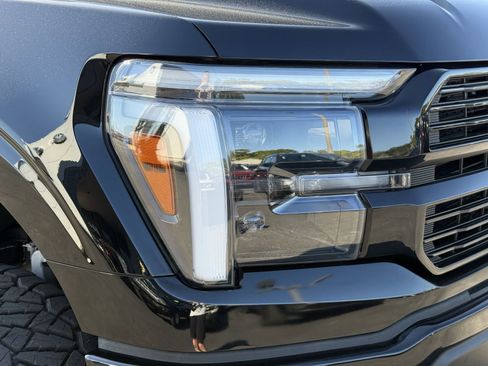 Used 2025 Ford F150 Platinum w/ Equipment Group 702A High image 8