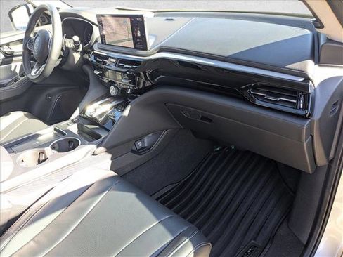 Certified 2026 Acura MDX FWD w/ Technology Package image 22