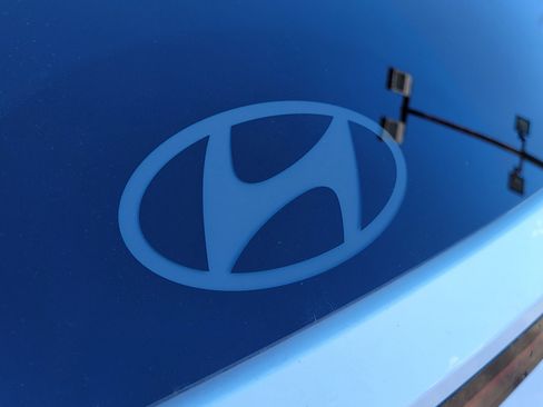 Used 2025 Hyundai Tucson Limited image 7