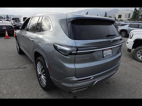 Used 2026 Buick Enclave Avenir w/ Super Cruise Package AWD/4WD image 4