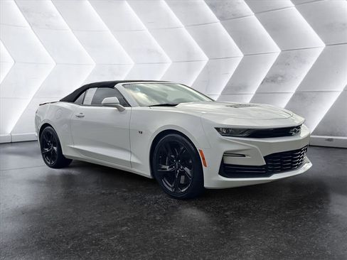 Used 2022 Chevrolet Camaro SS RWD image 7