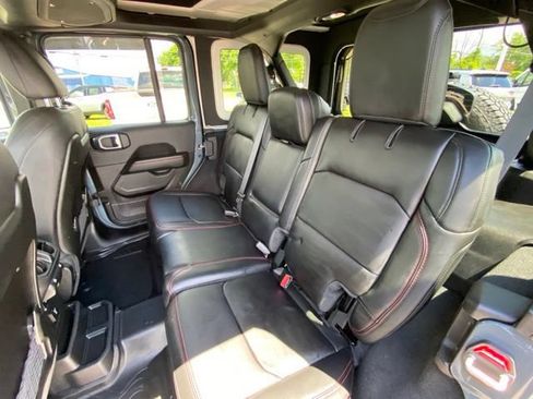 Used 2026 Jeep Wrangler Unlimited Rubicon AWD/4WD image 16