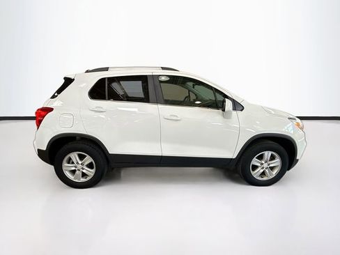 Used 2020 Chevrolet Trax LT image 5