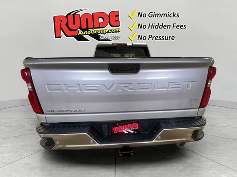 Used 2022 Chevrolet Silverado 2500 LTZ w/ LTZ Plus Package image 5