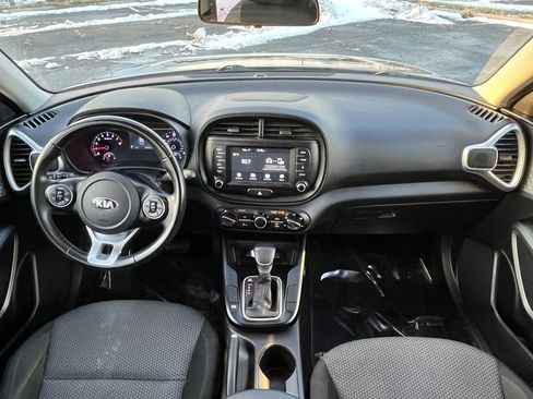 Used 2020 Kia Soul X-Line image 11