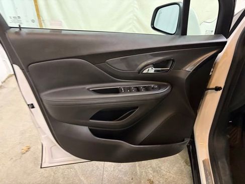 Used 2022 Buick Encore Preferred w/ Safety Package AWD/4WD image 26