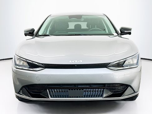 Used 2024 Kia EV6 Wind w/ Wind Technology Package image 2