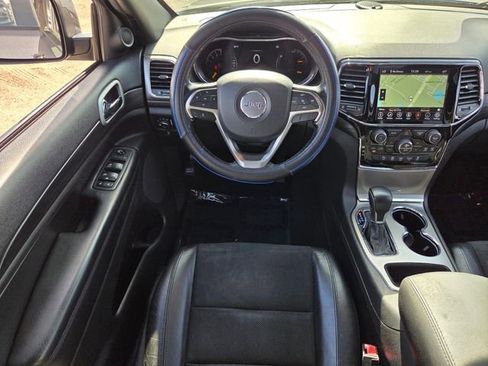 Used 2021 Jeep Grand Cherokee Laredo X image 14