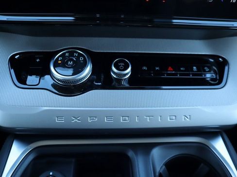 New 2026 Ford Expedition Max Active image 9